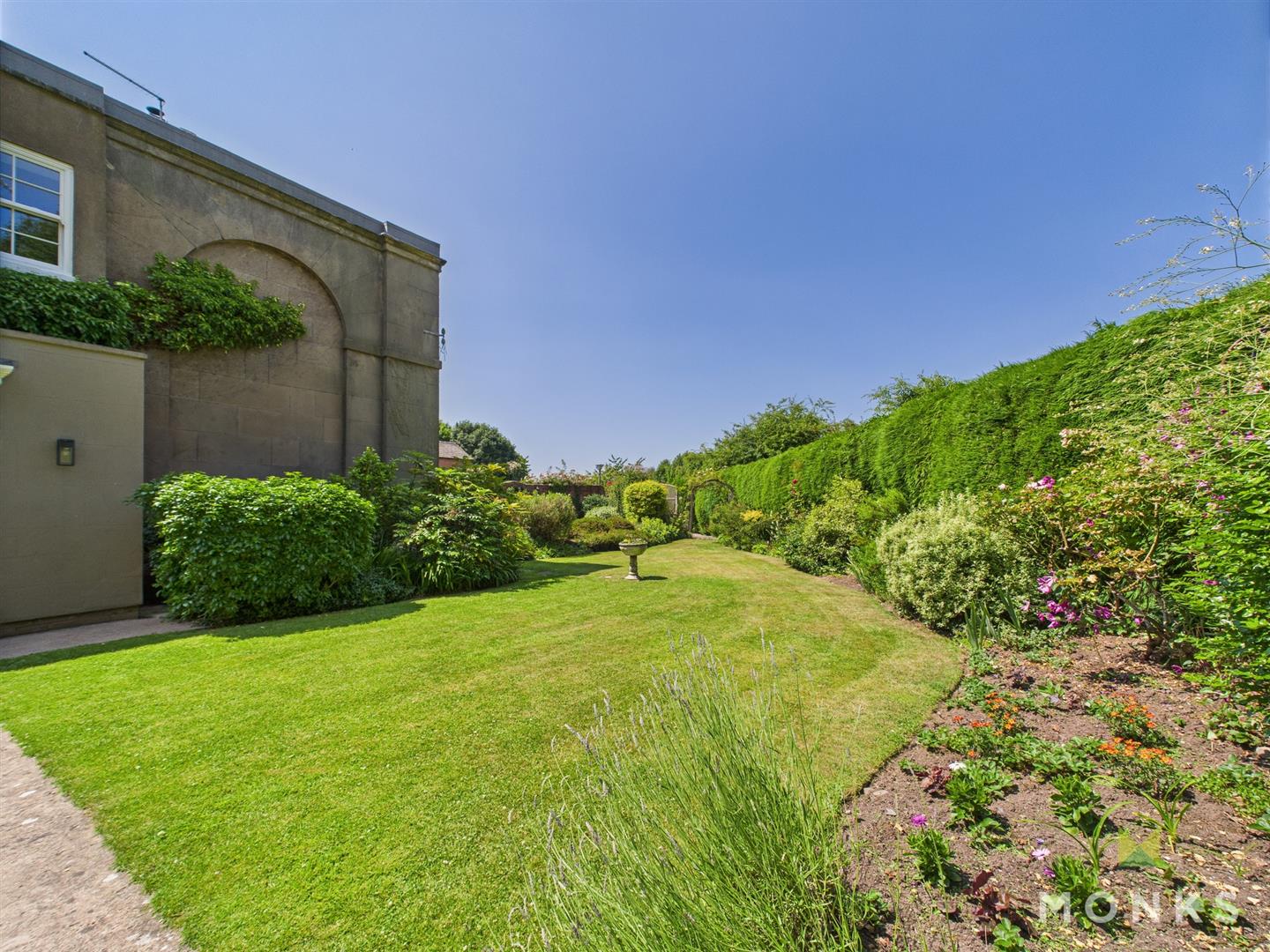 2 Lythwood Hall, Shrewsbury, SY3 0AD SSTC